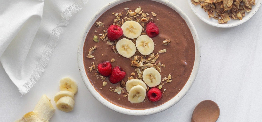 Chocolate Almond Butter Smoothie Bowl + BEST